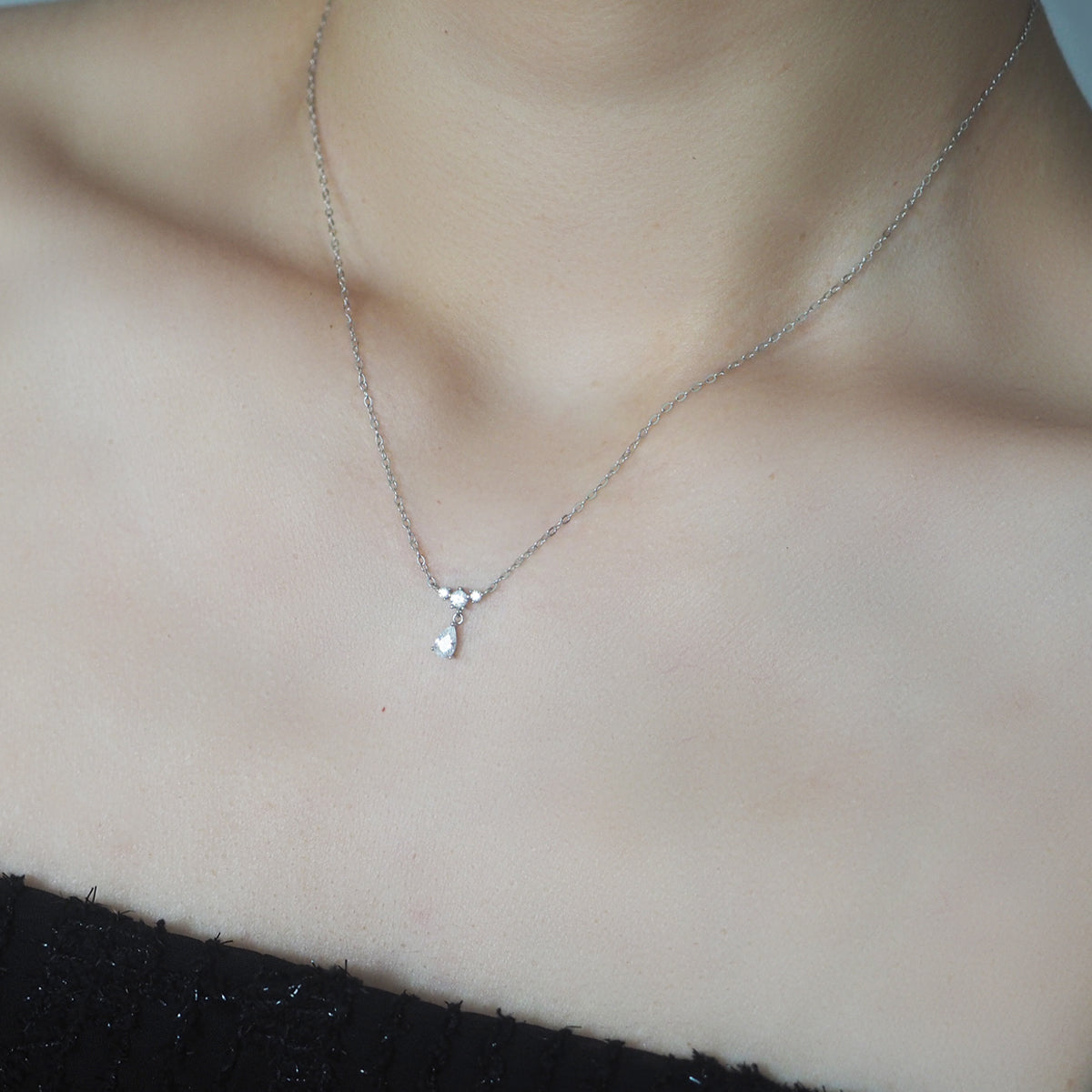 Joely Waterdrop Necklace - éclater jewellery