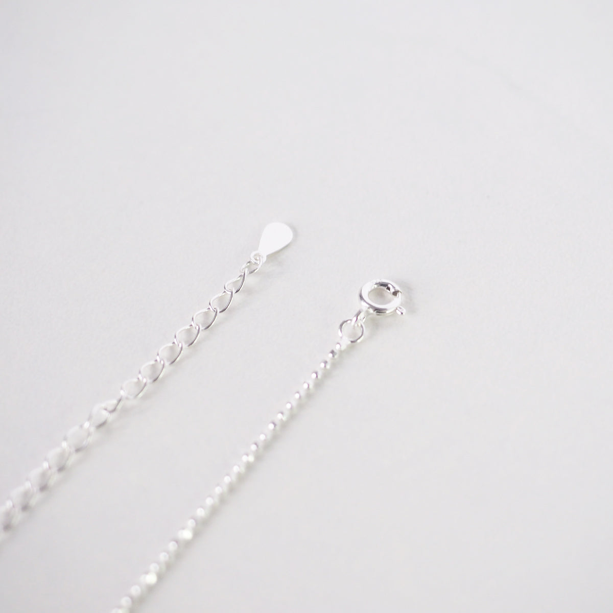 Raley Shinny Drop Necklace - éclater jewellery
