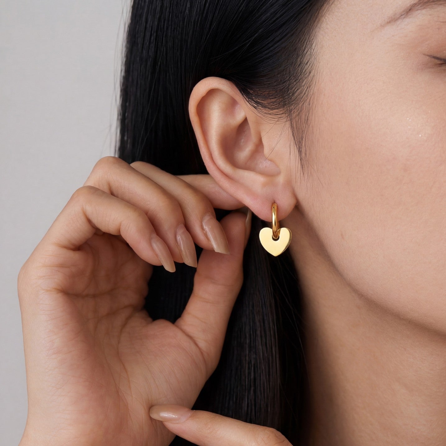 Kairi Heart Hoop Earrings