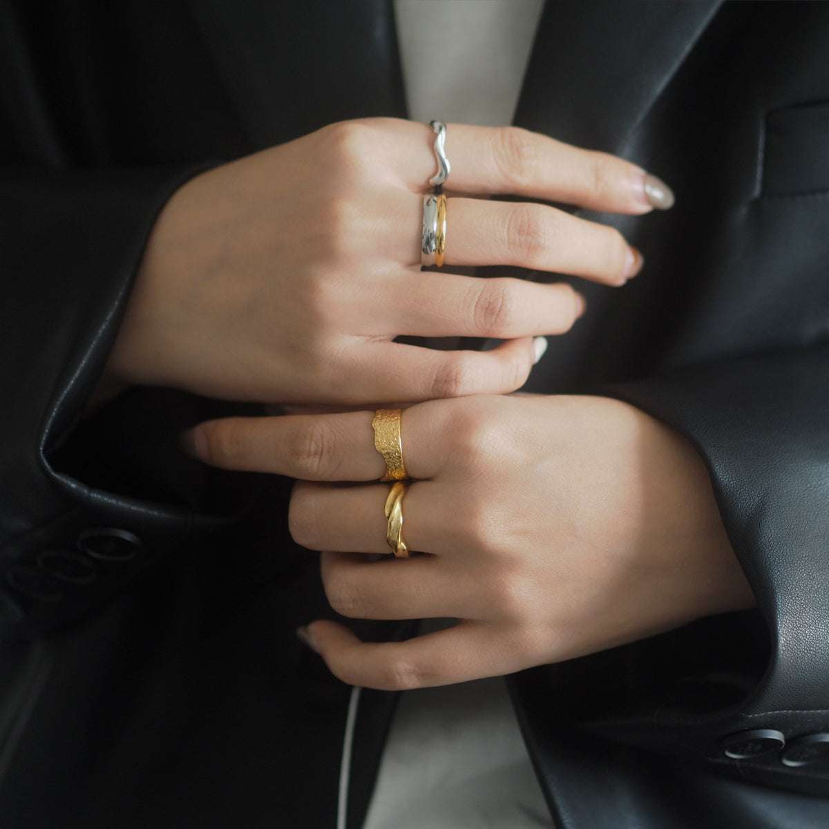 Emery Twisted Ring