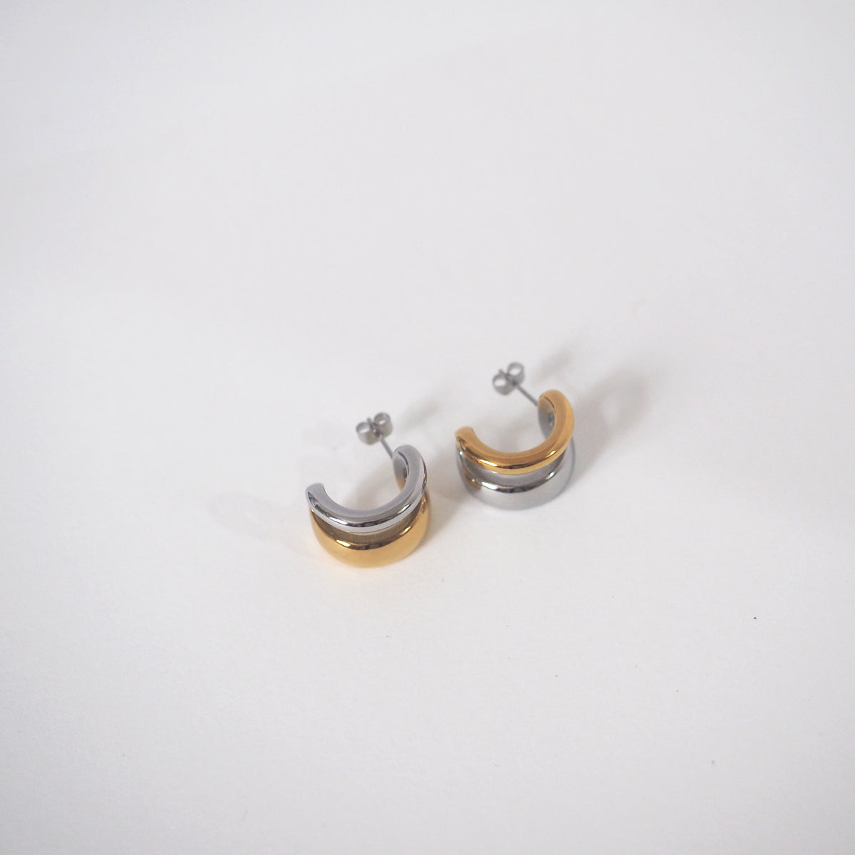 Raquel 2-Tone Hoop Earrings