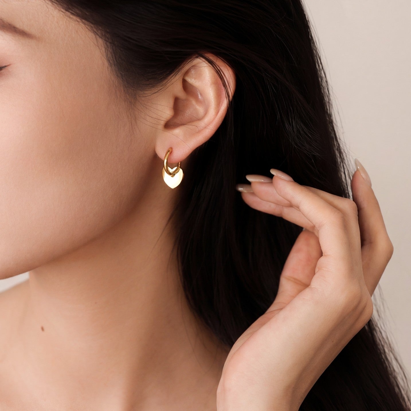 Kairi Heart Hoop Earrings
