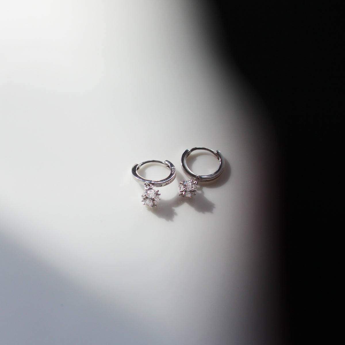 Cordni Cubic Zirconia Ball Earrings