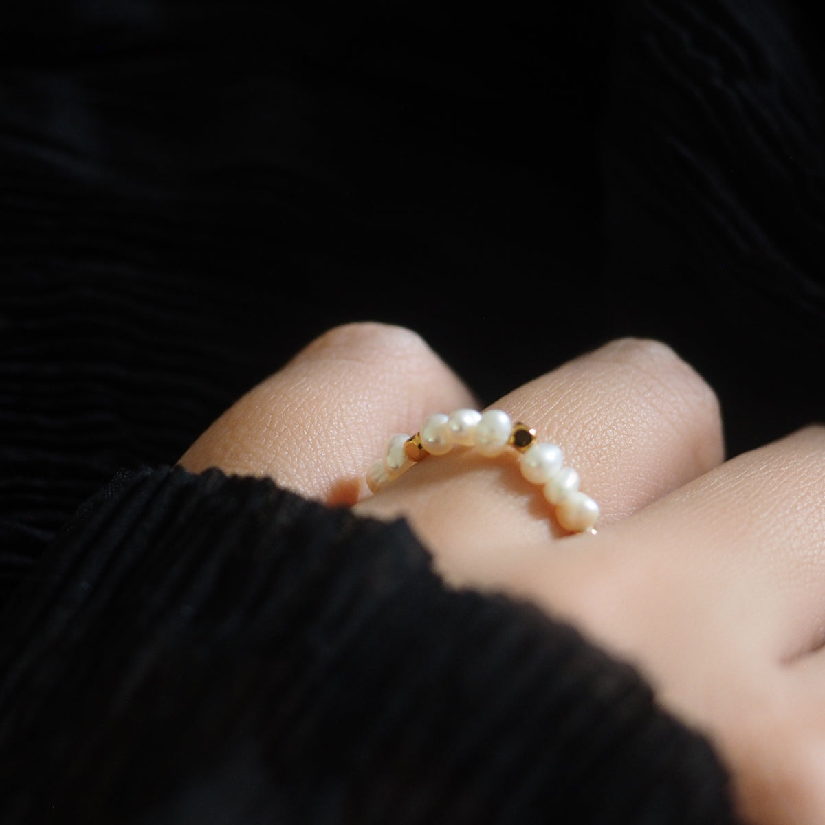 Serenity Pearls Drawstring Ring