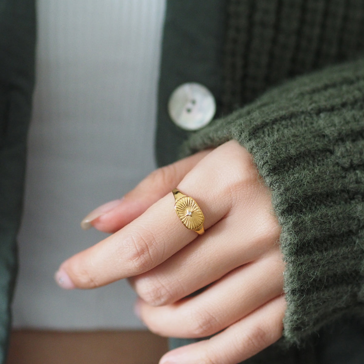 Isme Cubic Zirconia Ring - éclater jewellery
