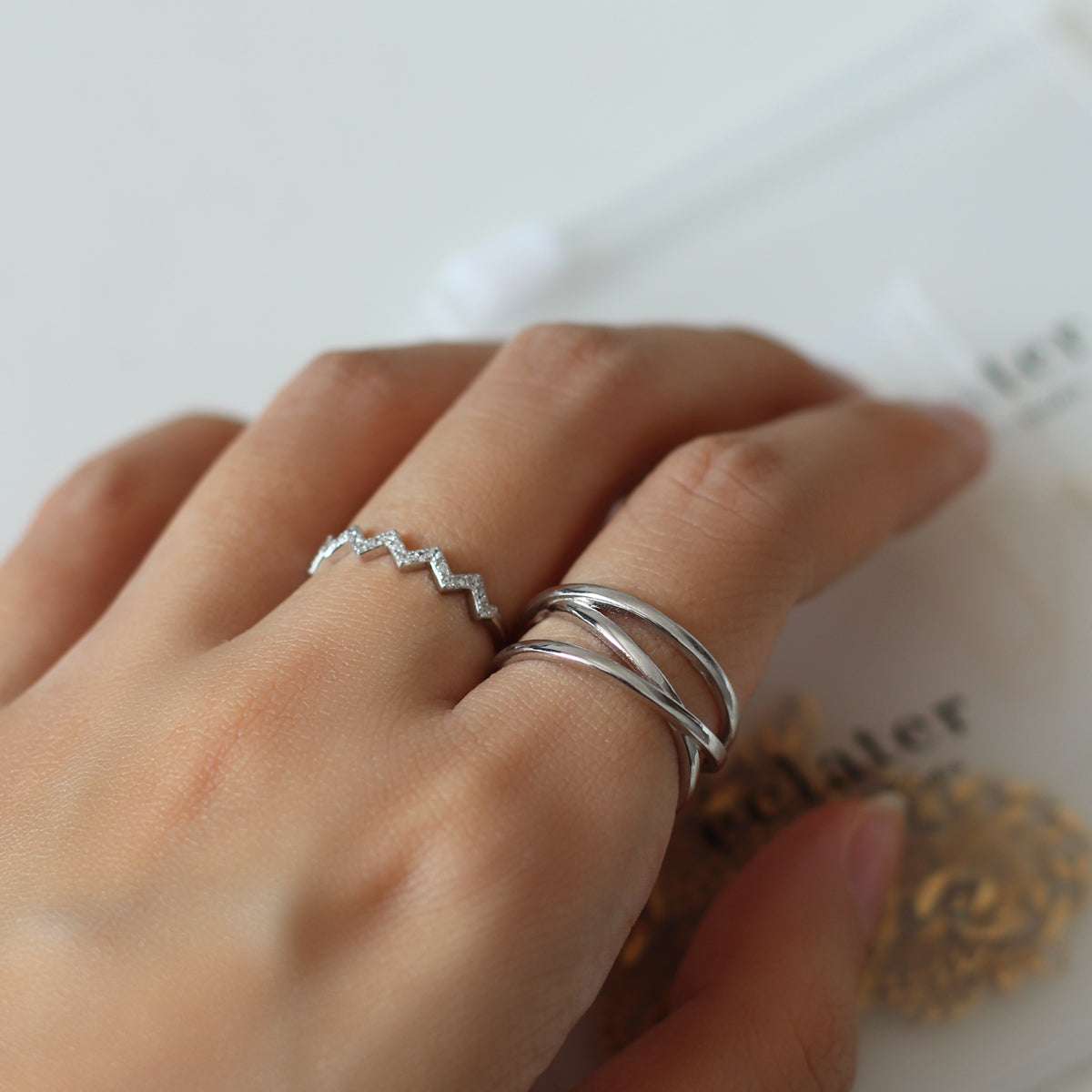 Nysa Wave Ring