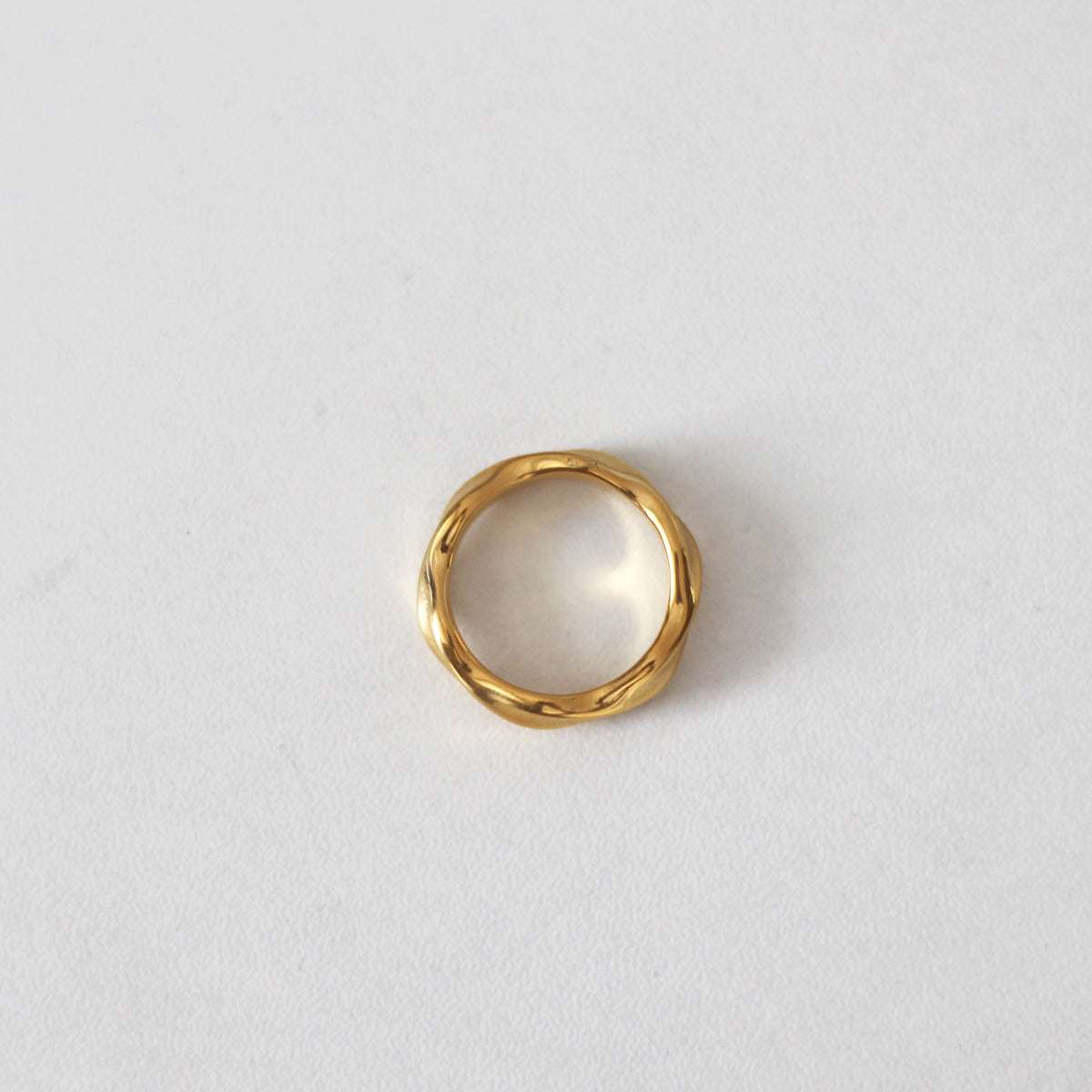 Emery Twisted Ring