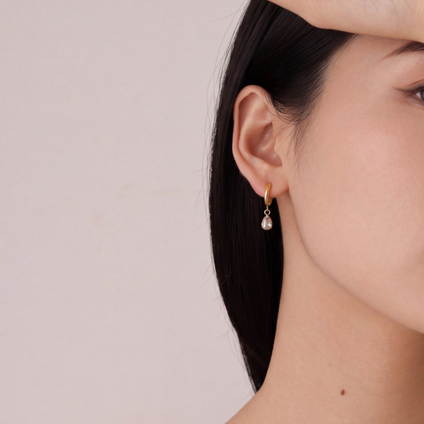 Shay Zircon Teardrop Earrings