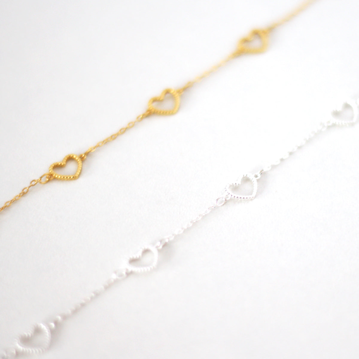 Hollow Heart Bracelet - éclater jewellery