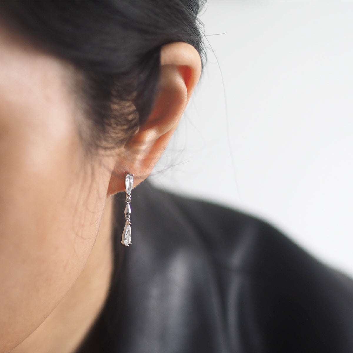 Naomi Waterdrop Earrings - éclater jewellery