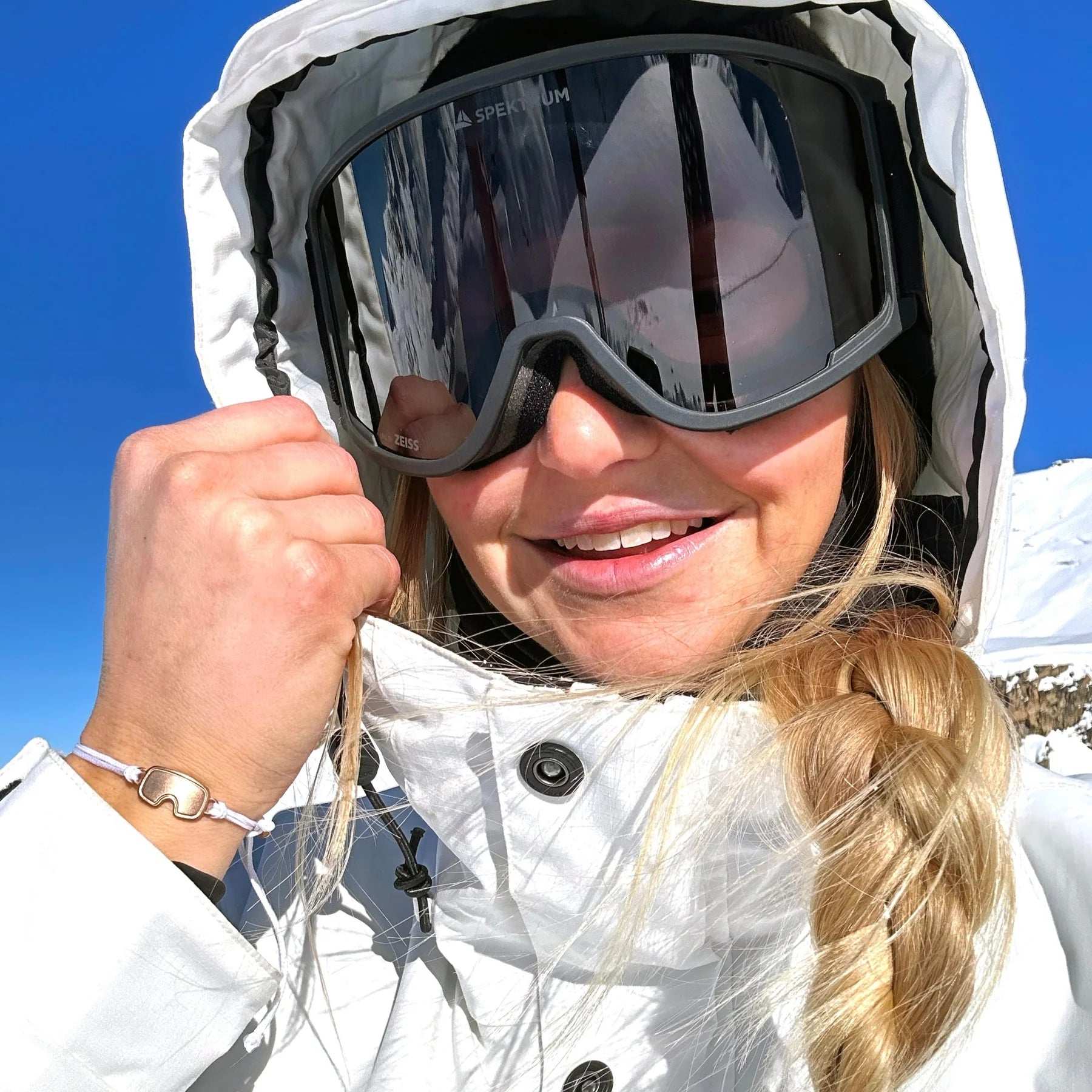 Slopes Queen Snow Bracelet