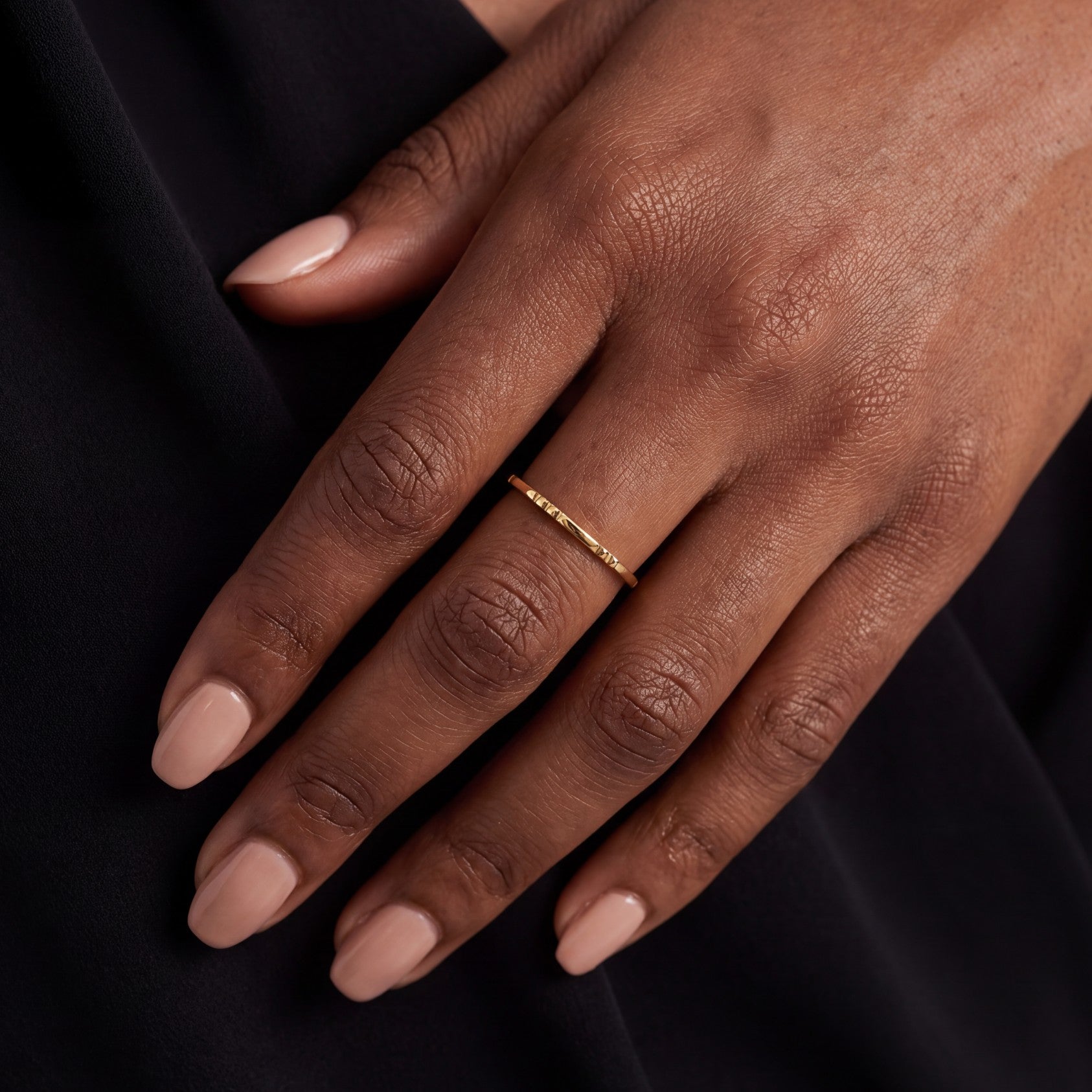 Zoe Line Ring
