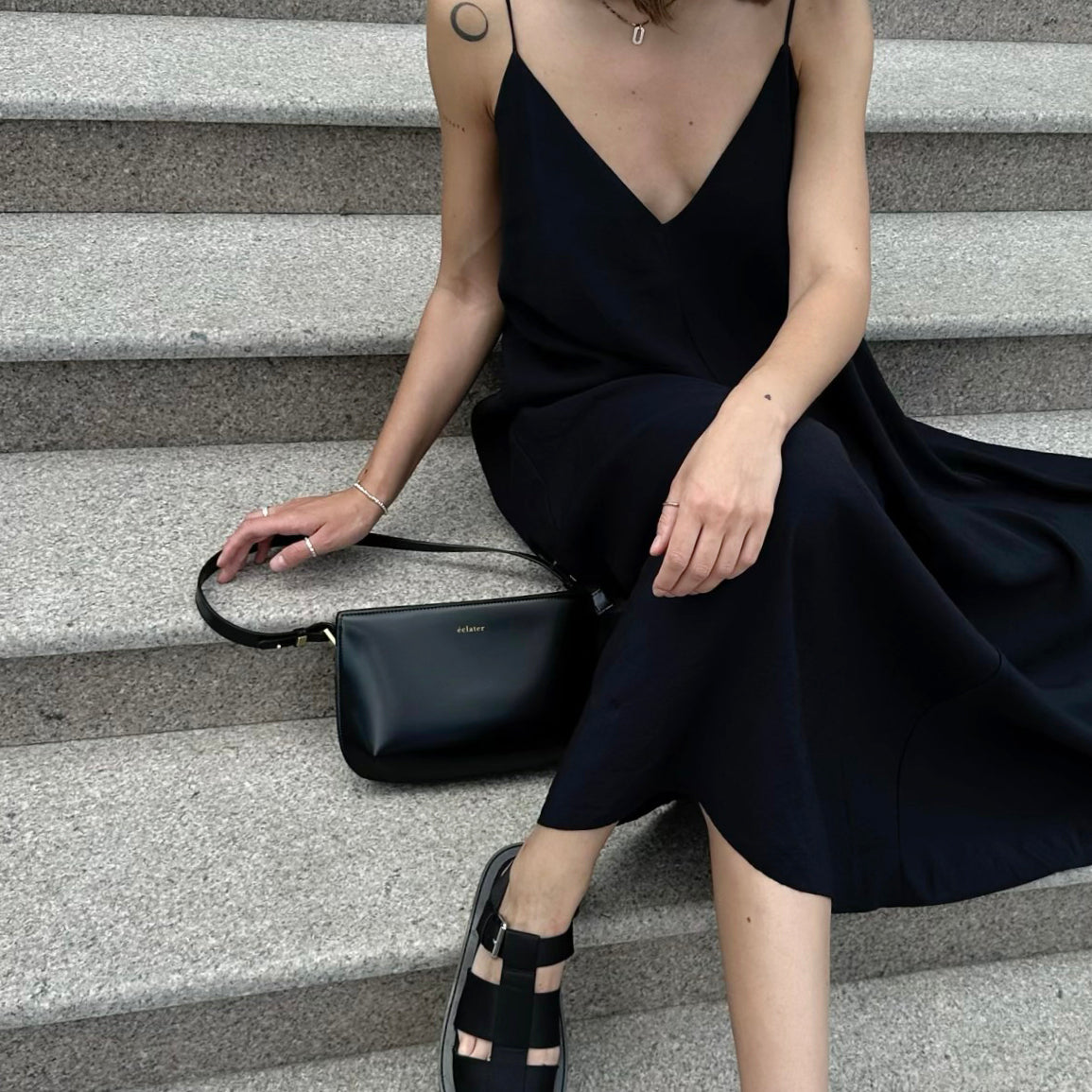 Lea Leather Shoulder Bag - Black