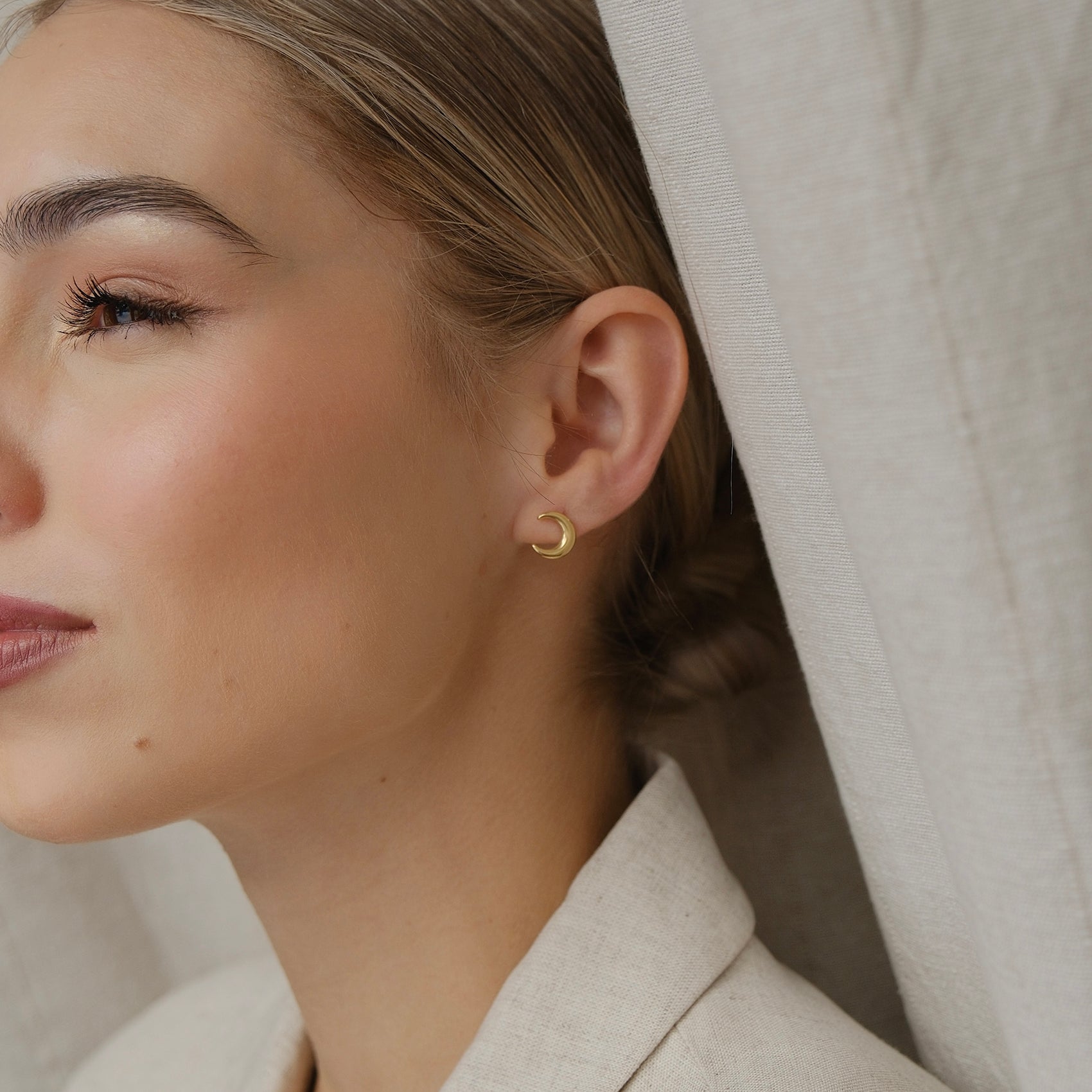 Crescent Moon Earrings - éclater jewellery