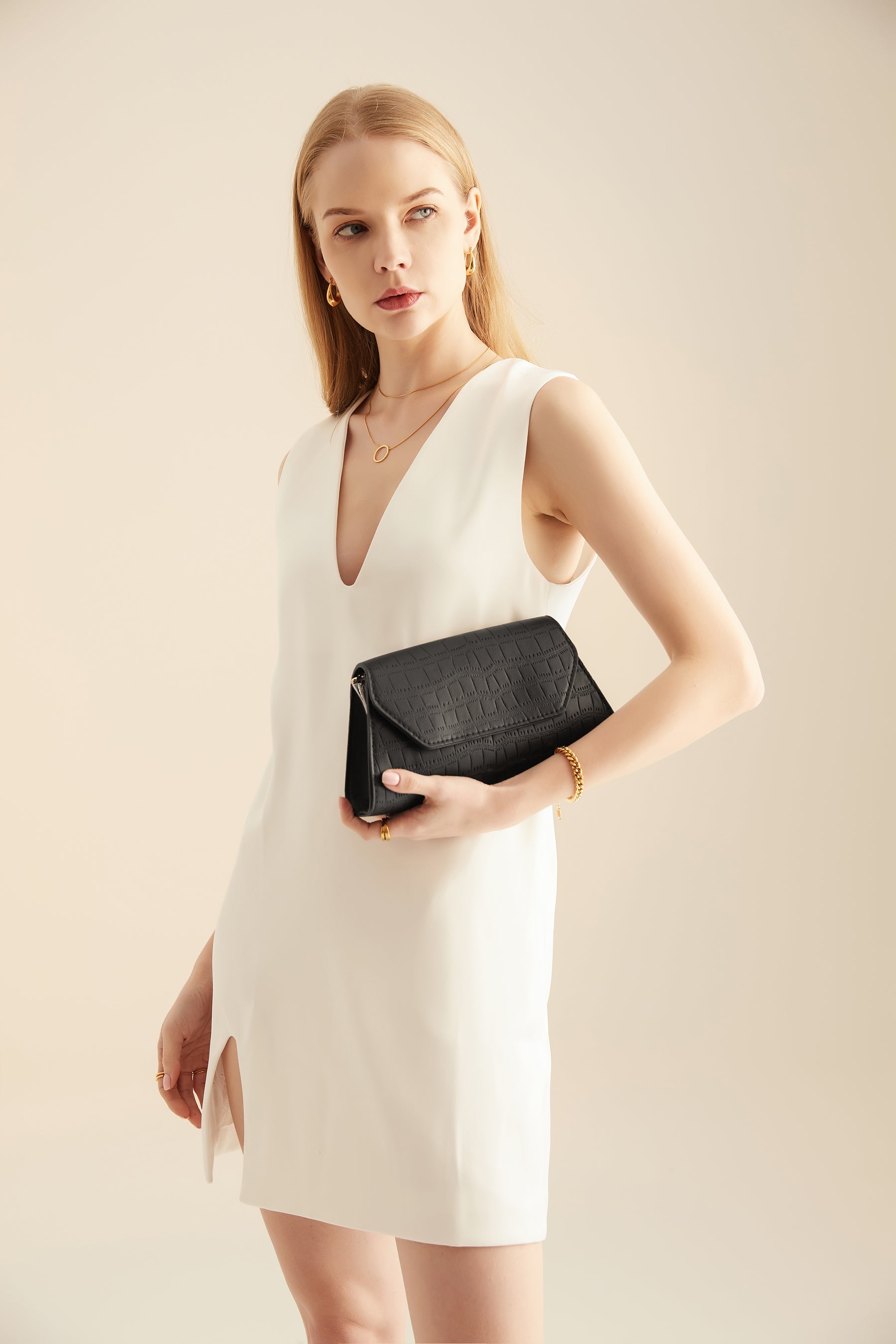 Croc-Embossed Baguette Bag - Black