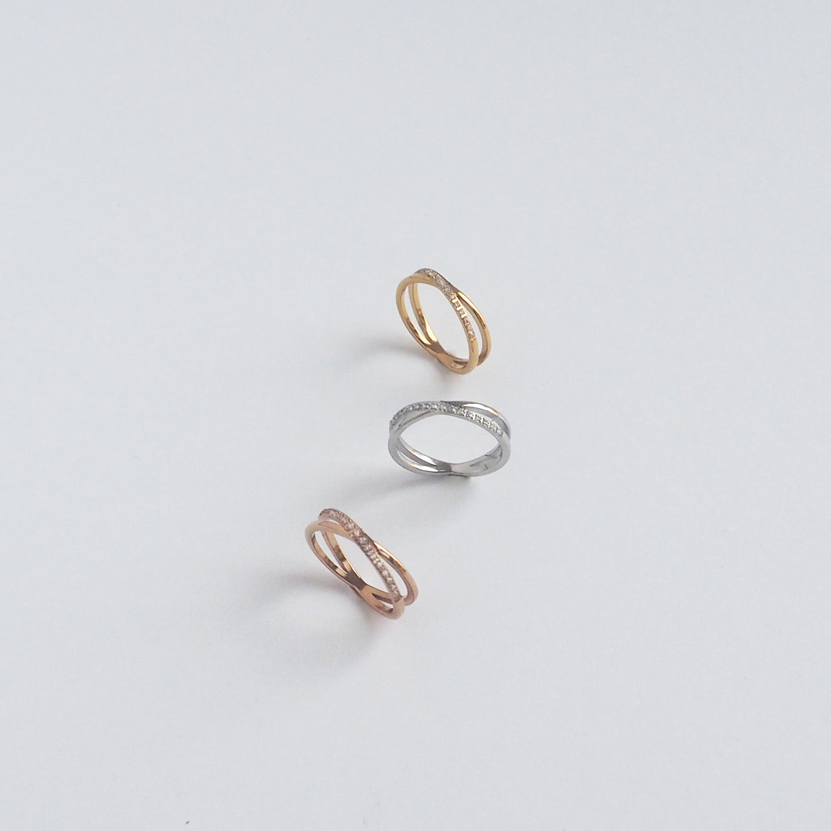 Anya Cross Ring - éclater jewellery