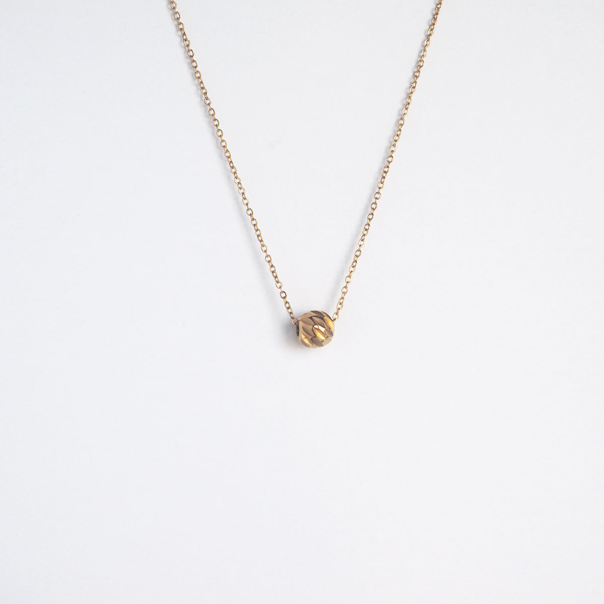 Prim Ball Necklace - éclater jewellery