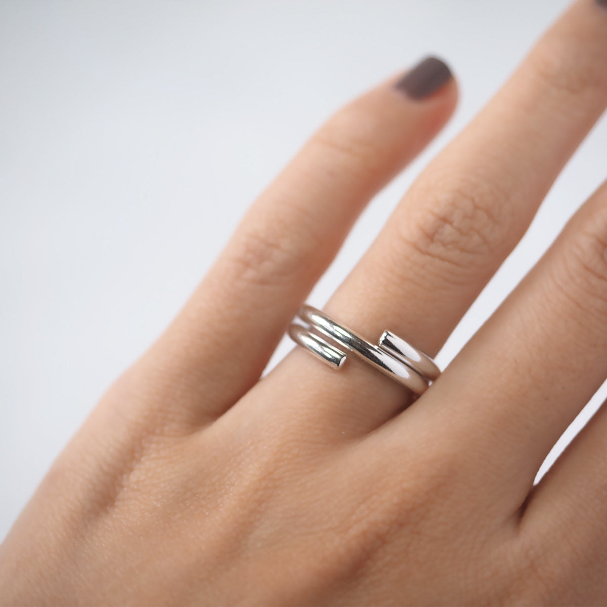 Pascale Spring Ring - éclater jewellery