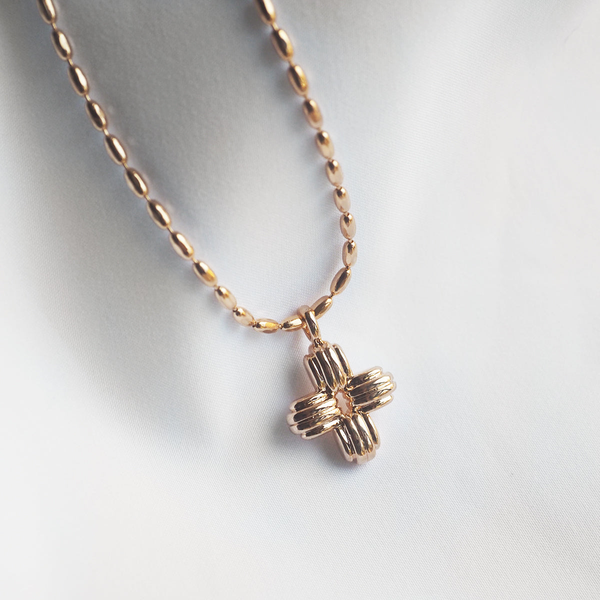 Galla Cross Necklace