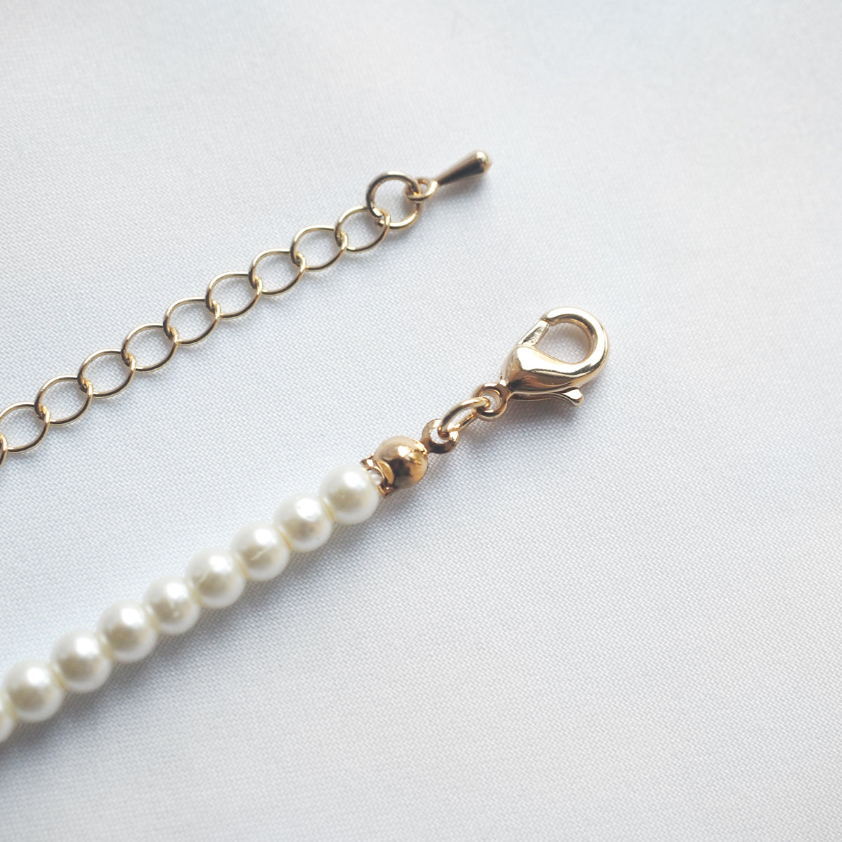Elisa Pearls Crystal Necklace - éclater jewellery