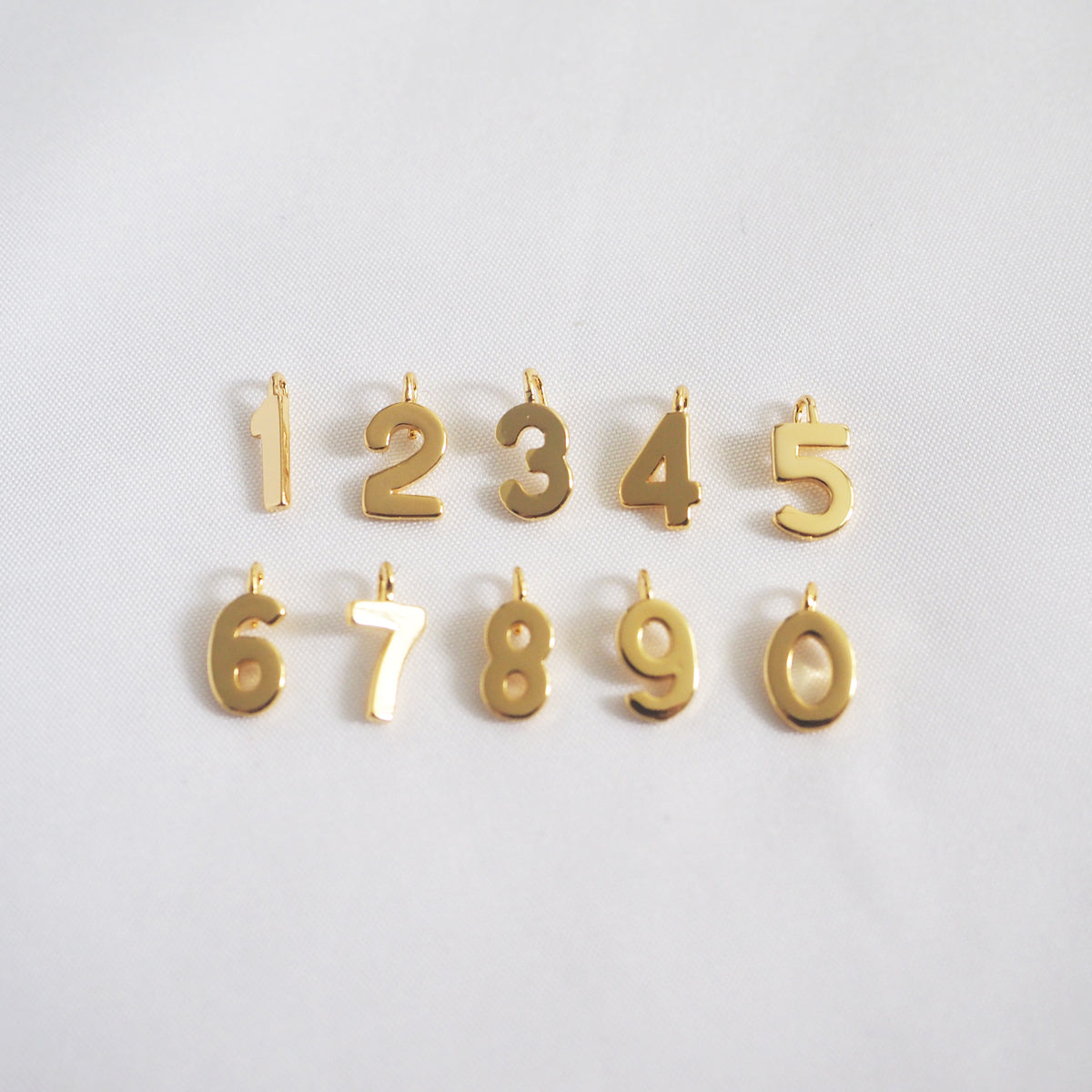 Number Pendant Charm - éclater jewellery