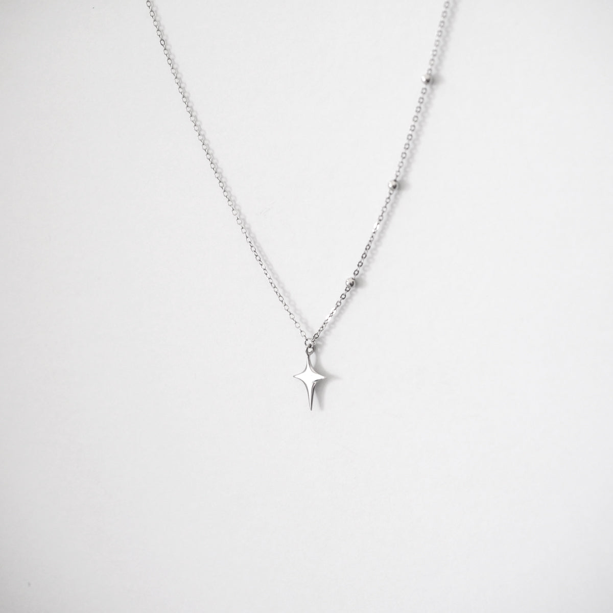 Sydnee Starry Necklace - éclater jewellery