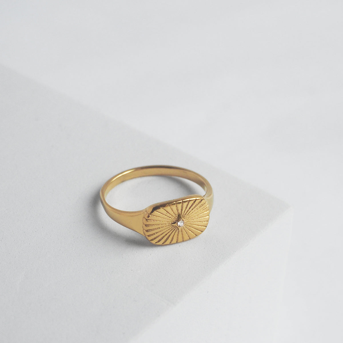 Isme Cubic Zirconia Ring - éclater jewellery
