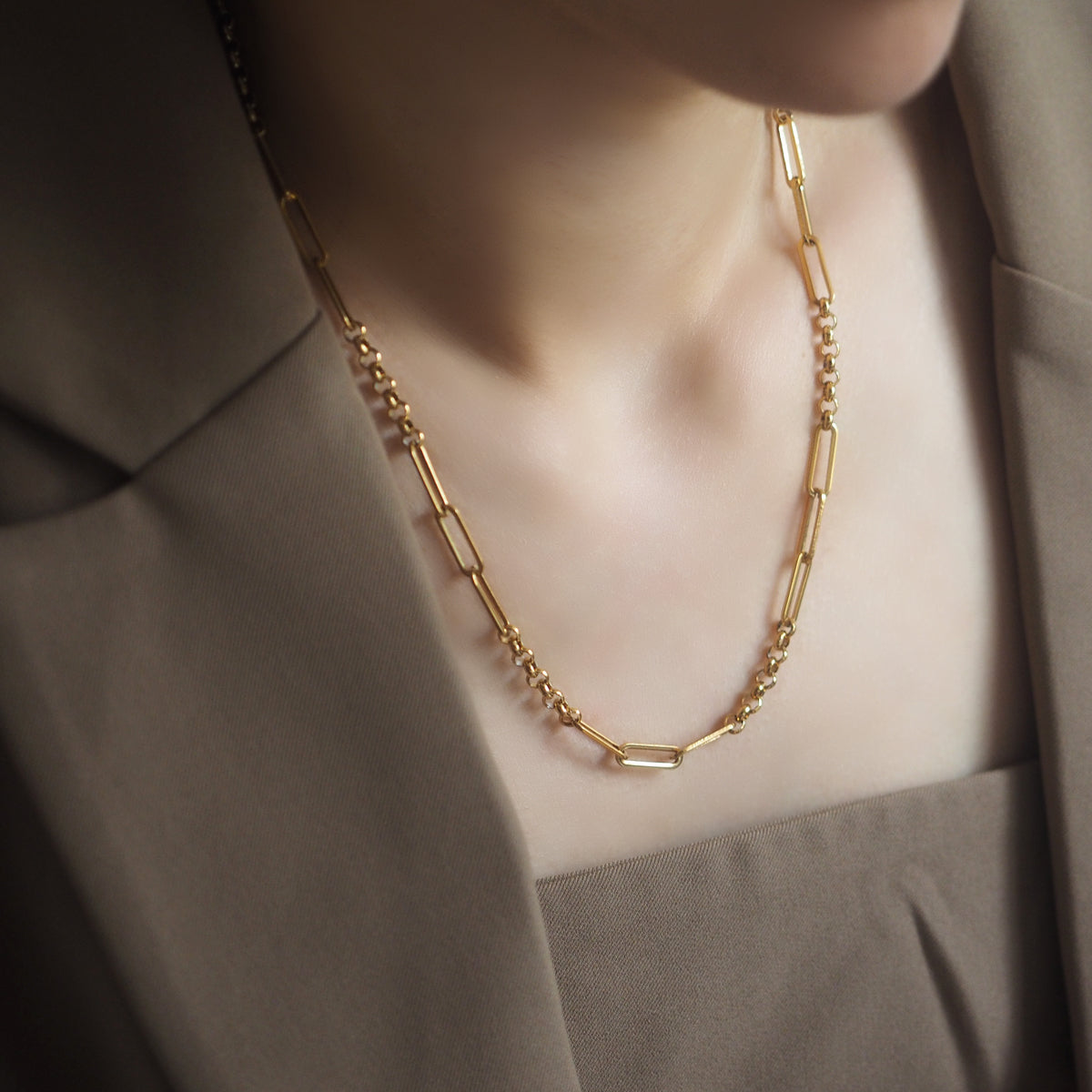 July T-Bar Necklace - éclater jewellery