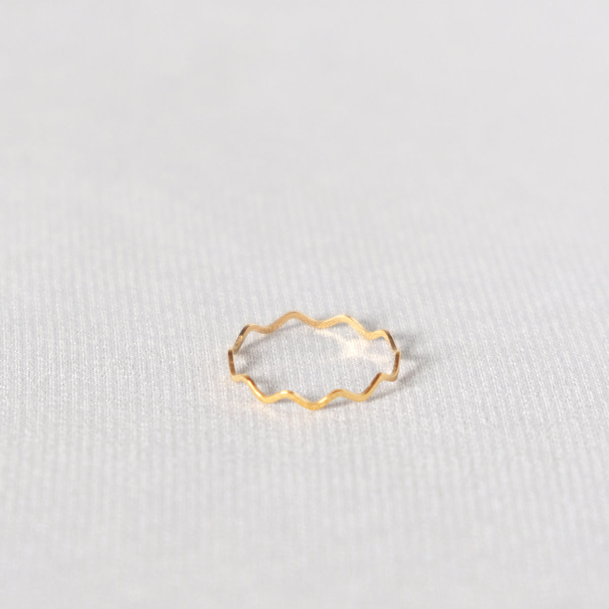 Marjolaina Wave Ring