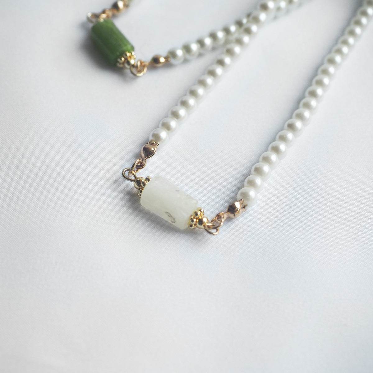 Elisa Pearls Crystal Necklace - éclater jewellery