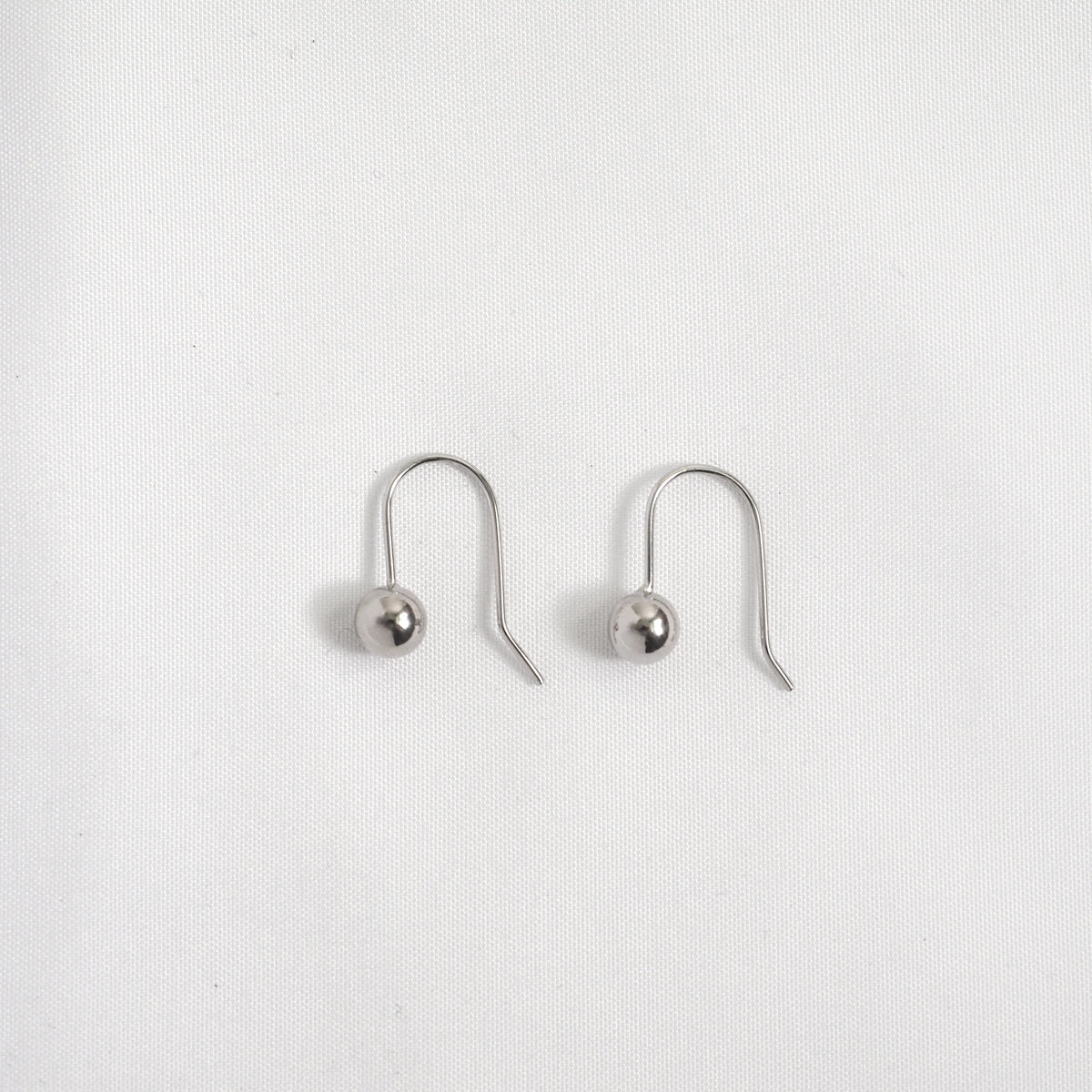 Ottilie Minimalist Ball Earrings - éclater jewellery