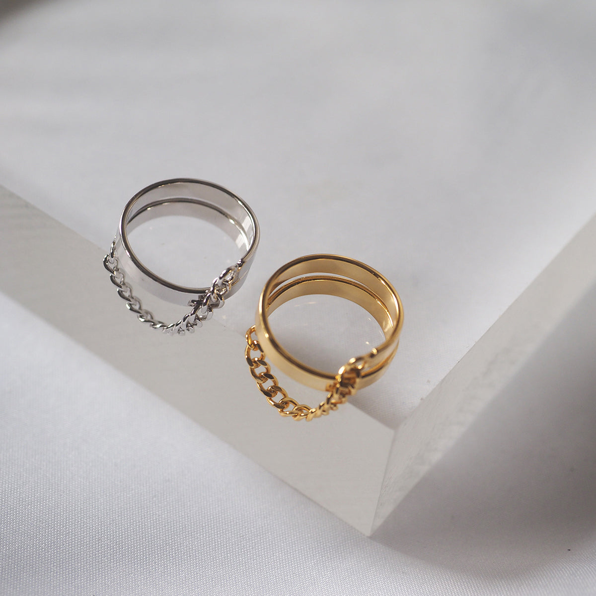 Claudette Chain Ring