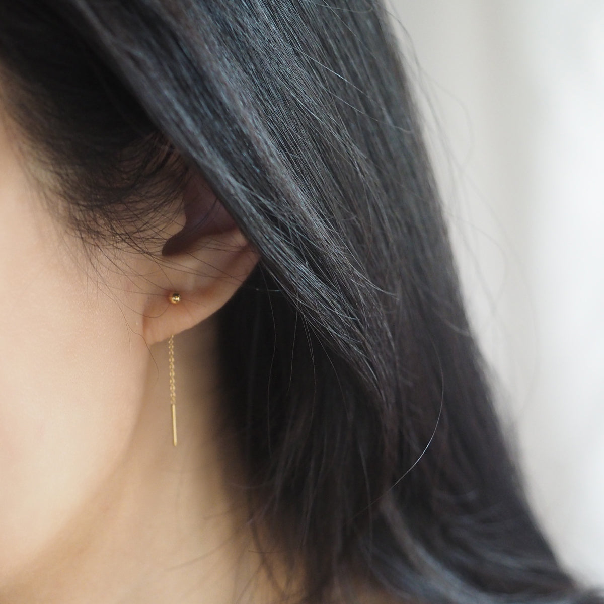 Lela Minimal Drop Earrings