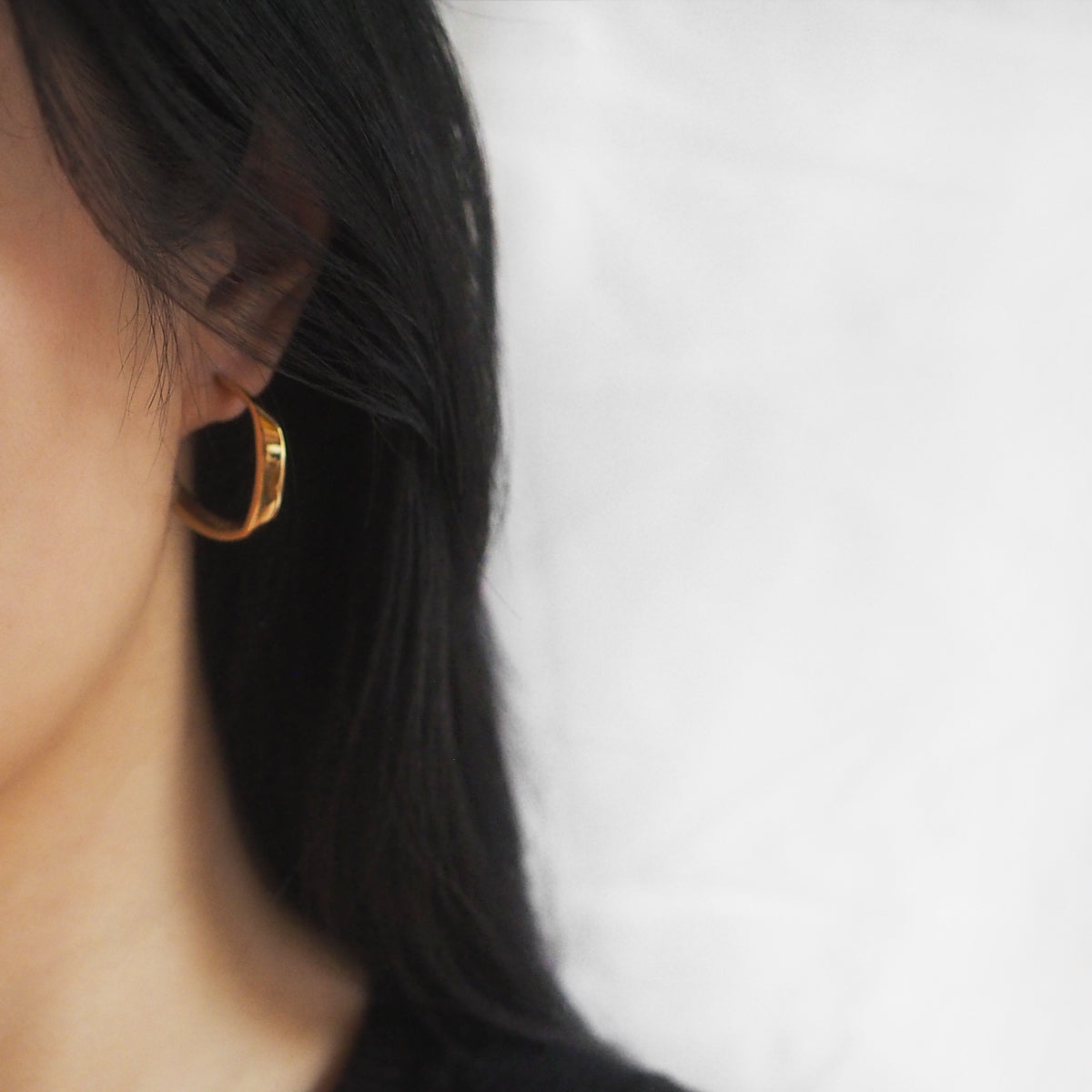 Cadence Hoop Earrings