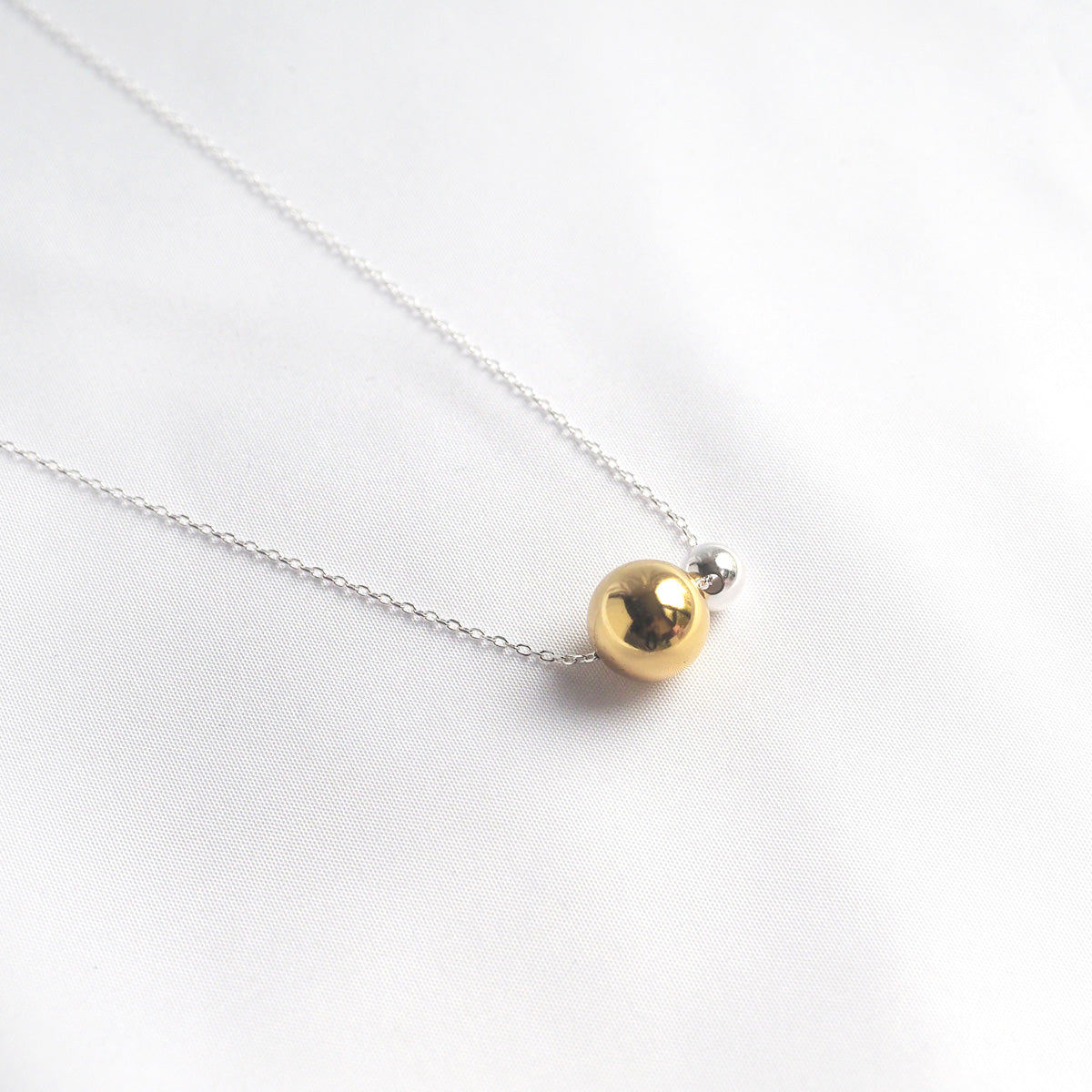 Olisa 2-Tone Ball Necklace