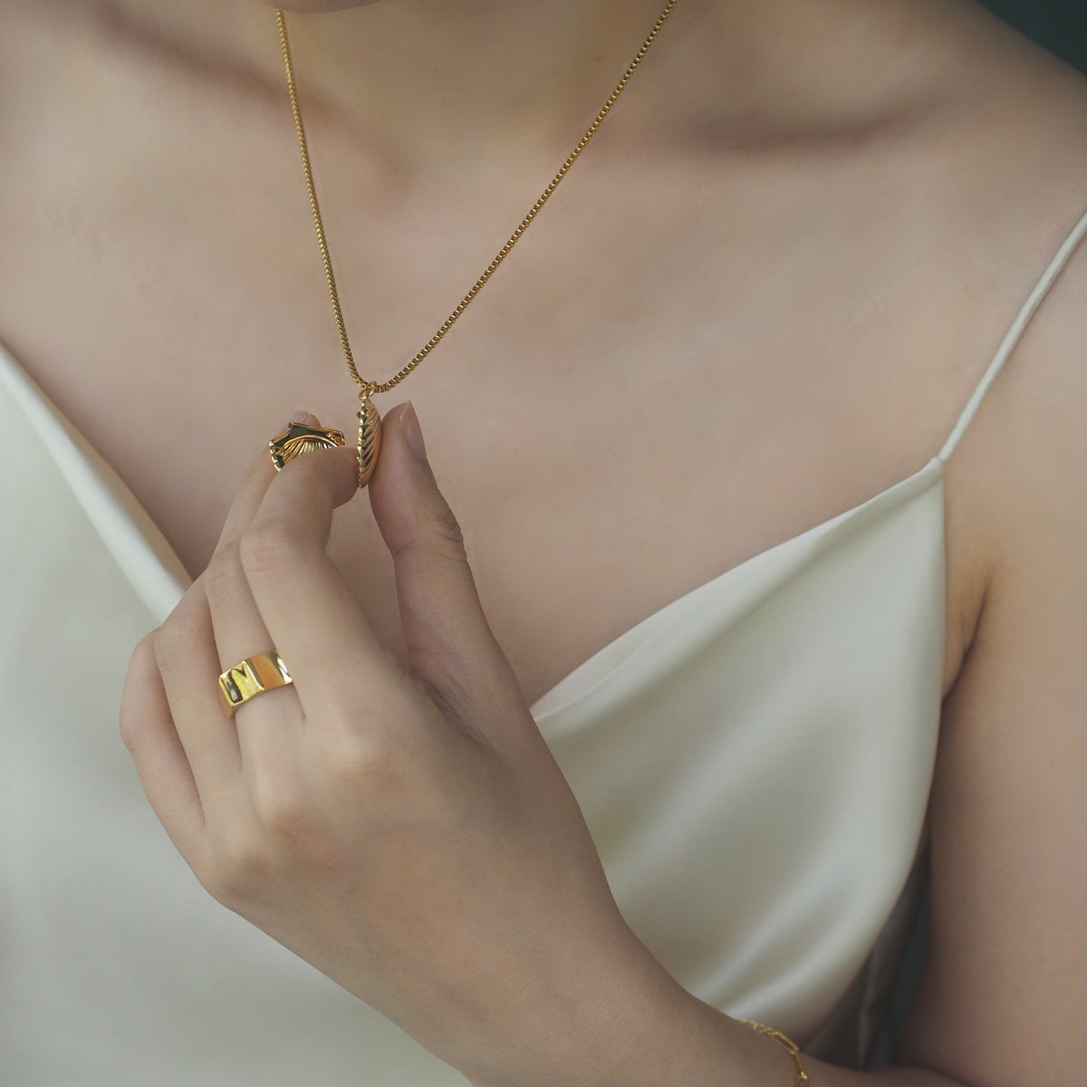Nut Ring
