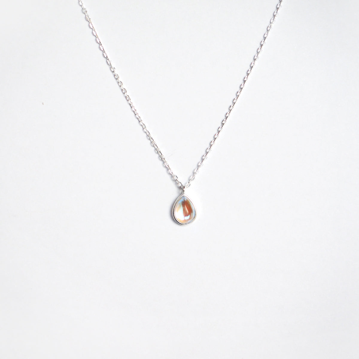 Flori Waterdrop Necklace - éclater jewellery