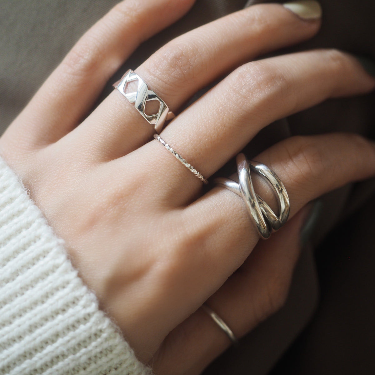 Metz Cross Ring - éclater jewellery