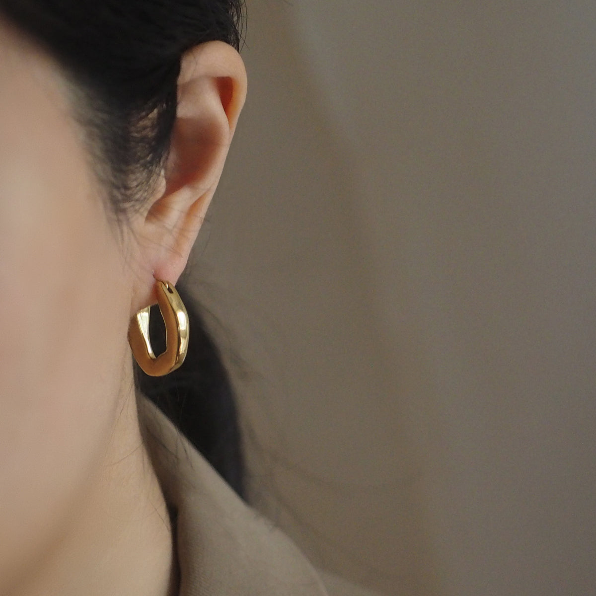 Amaya Hoop Earrings