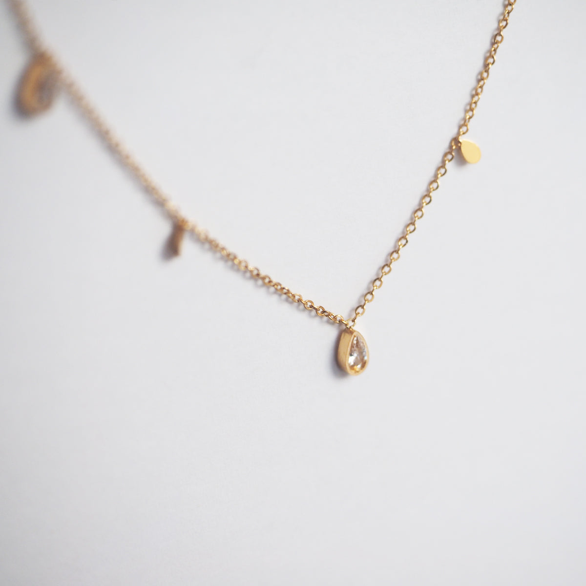 Maura Waterdrop Necklace - éclater jewellery