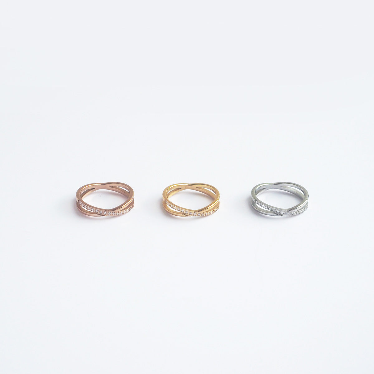 Anya Cross Ring - éclater jewellery