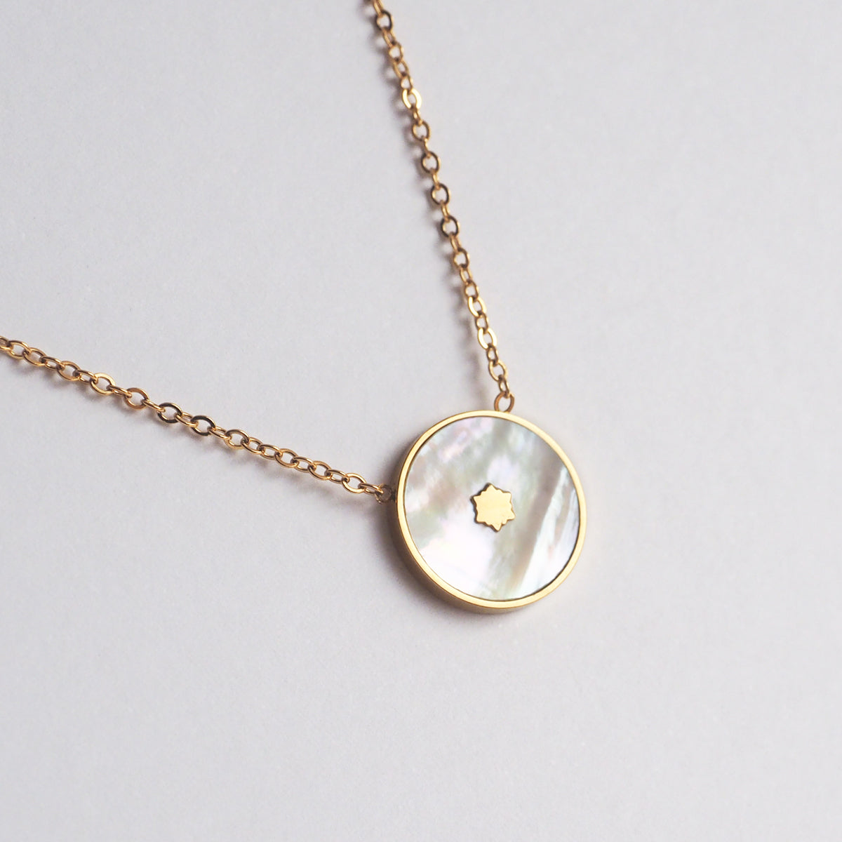 Mother of Pearl Disc Necklace