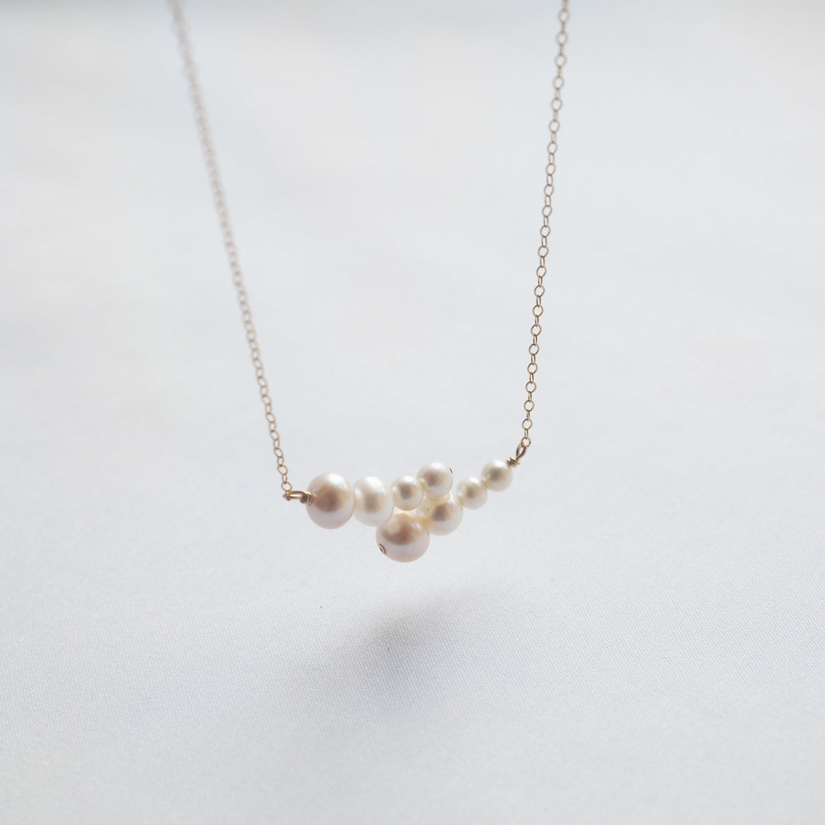 Mavis Gradual Pearls Necklace - éclater jewellery
