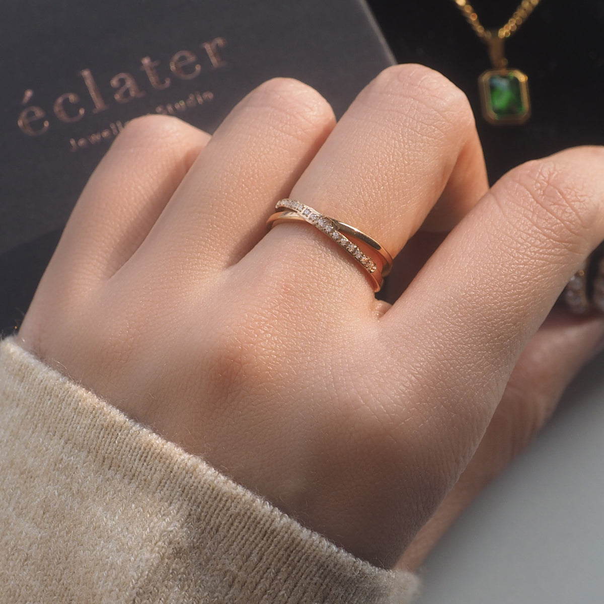 Anya Cross Ring - éclater jewellery