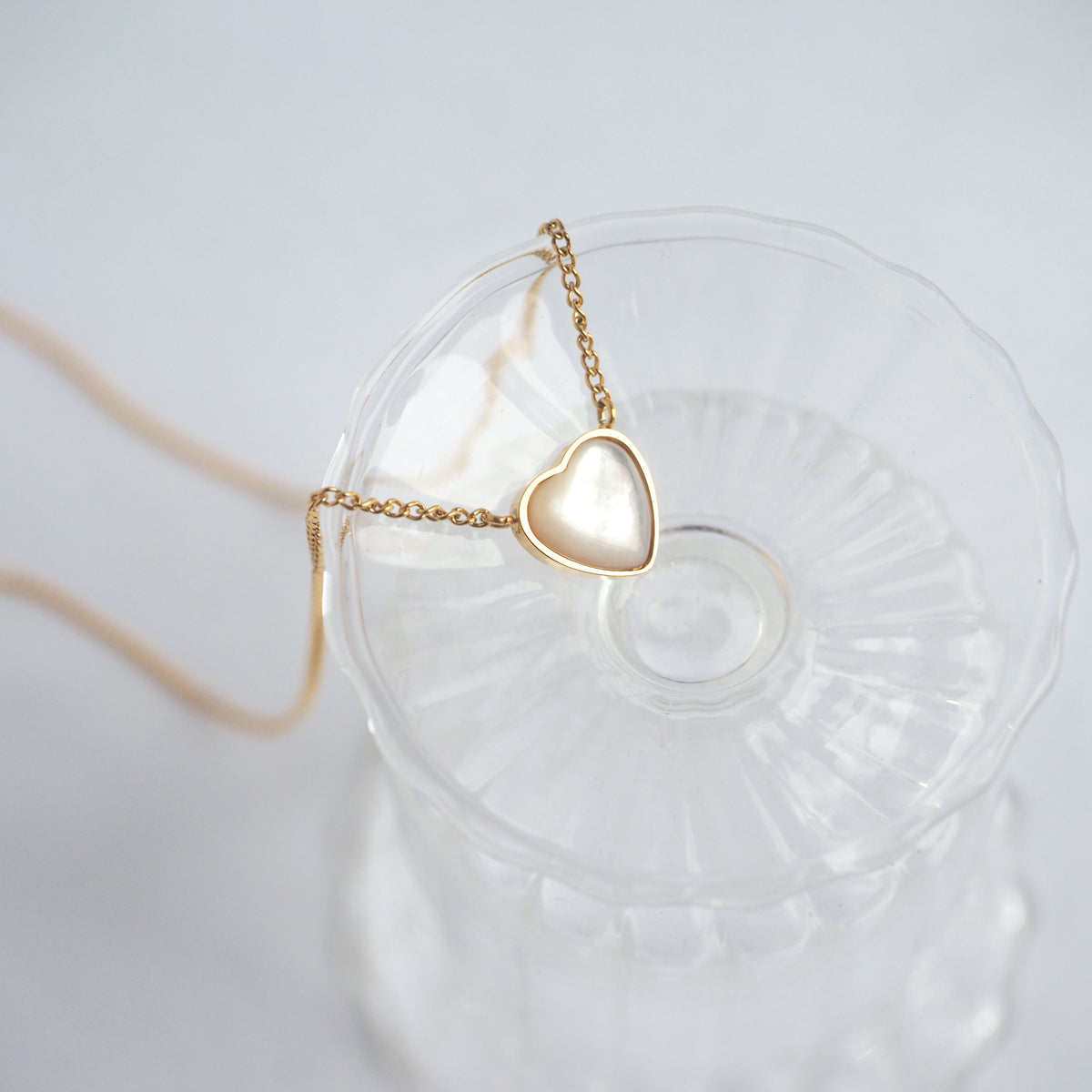 Shell Heart Necklace - éclater jewellery