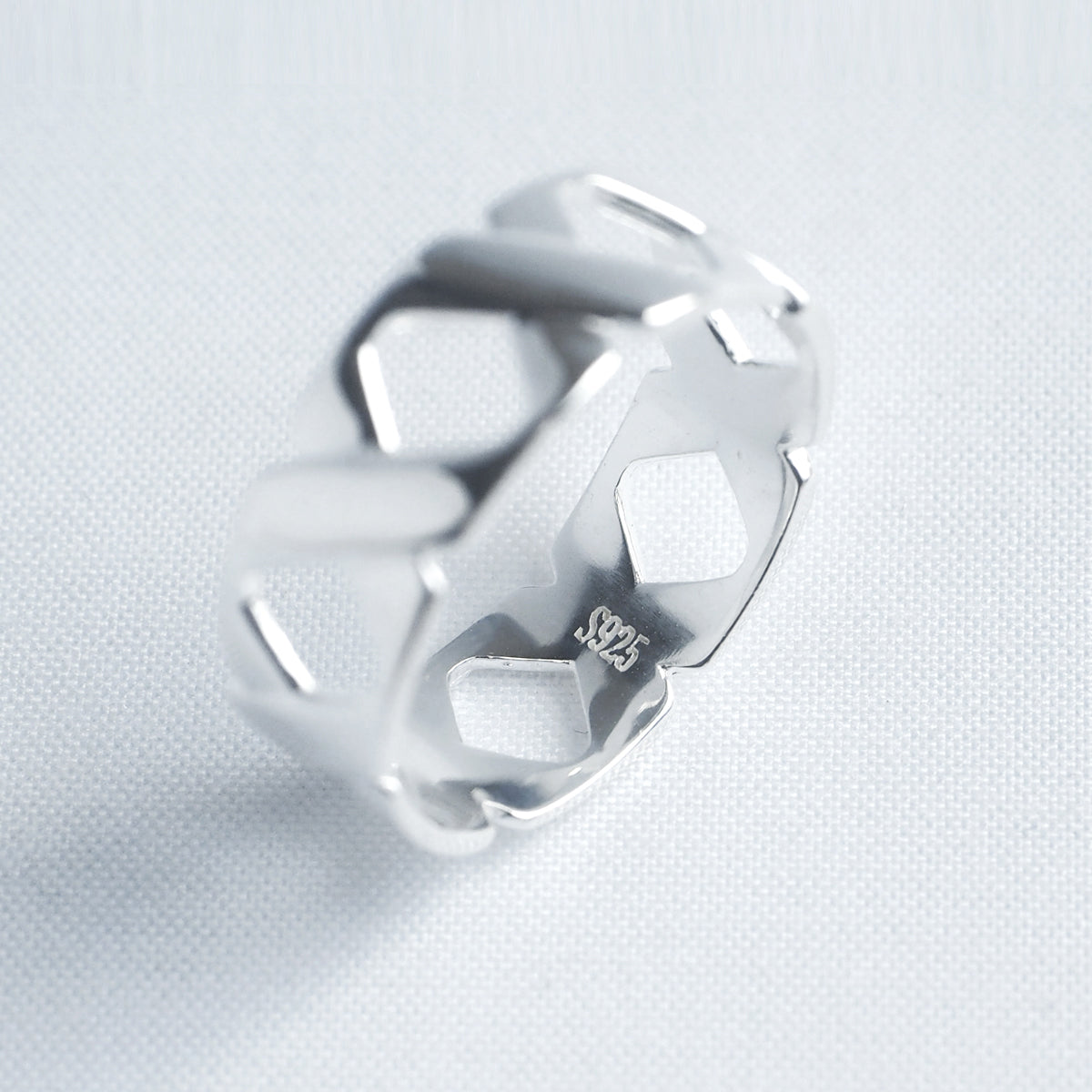 Venus Ring