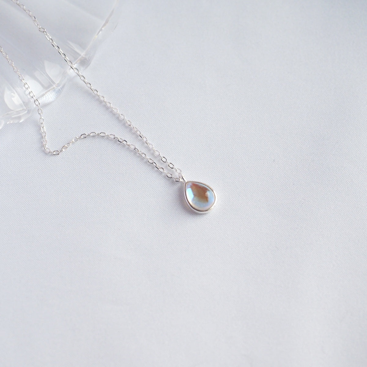 Flori Waterdrop Necklace - éclater jewellery