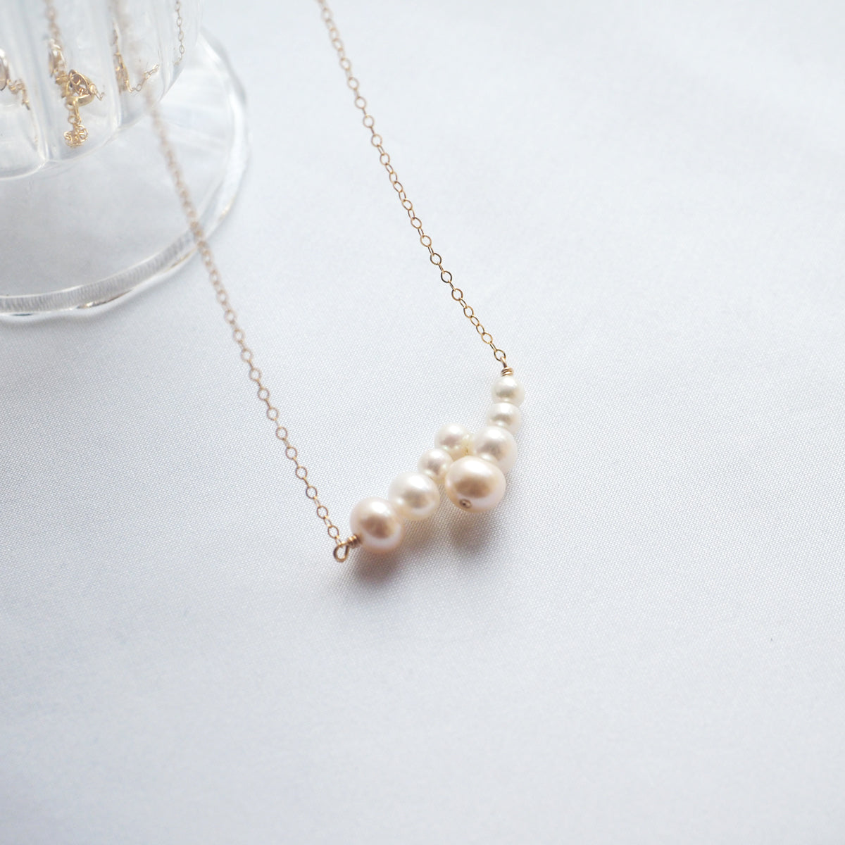 Mavis Gradual Pearls Necklace - éclater jewellery