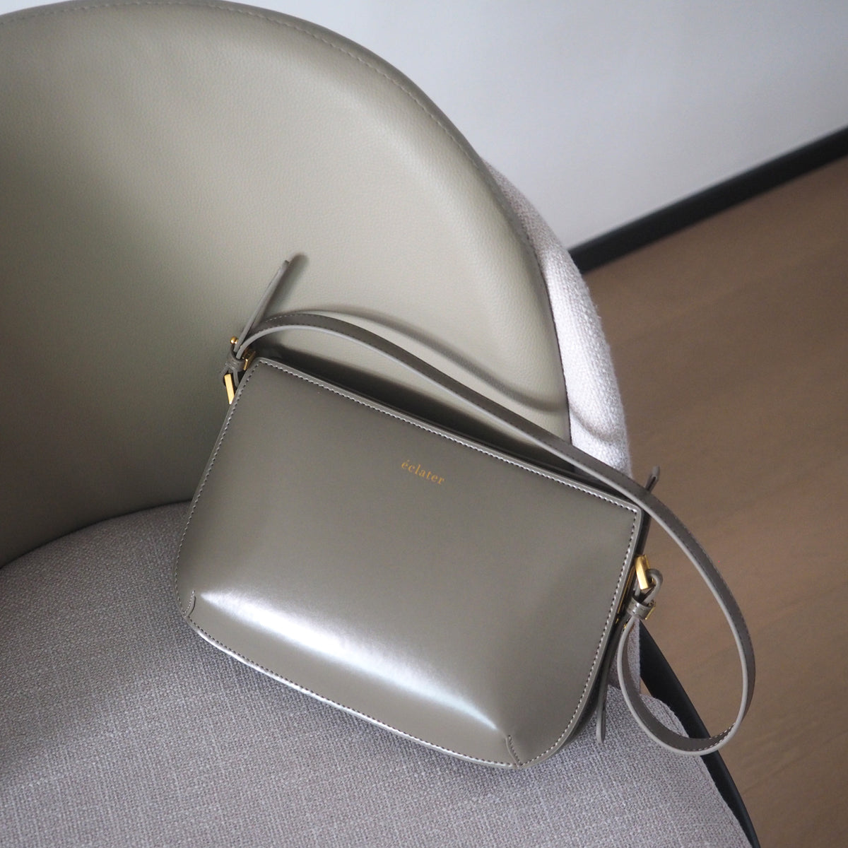 Lea Leather Shoulder Bag - Grey - éclater jewellery