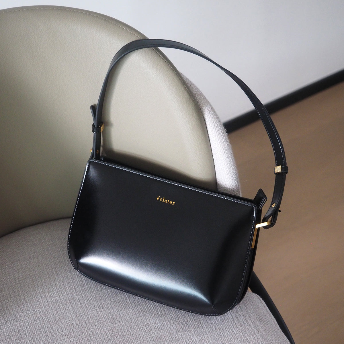 Lea Leather Shoulder Bag - Black